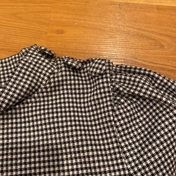 NAF NAF black and white blouse from 2020 - Picture 3 of 6